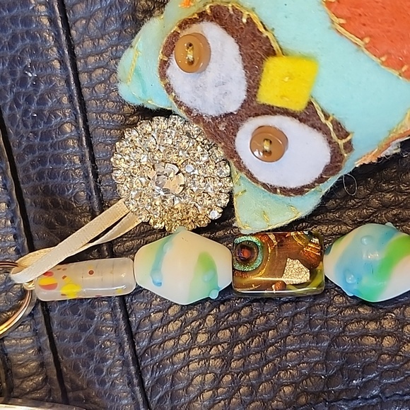 Handmade purse charm boho look - Picture 2 of 3